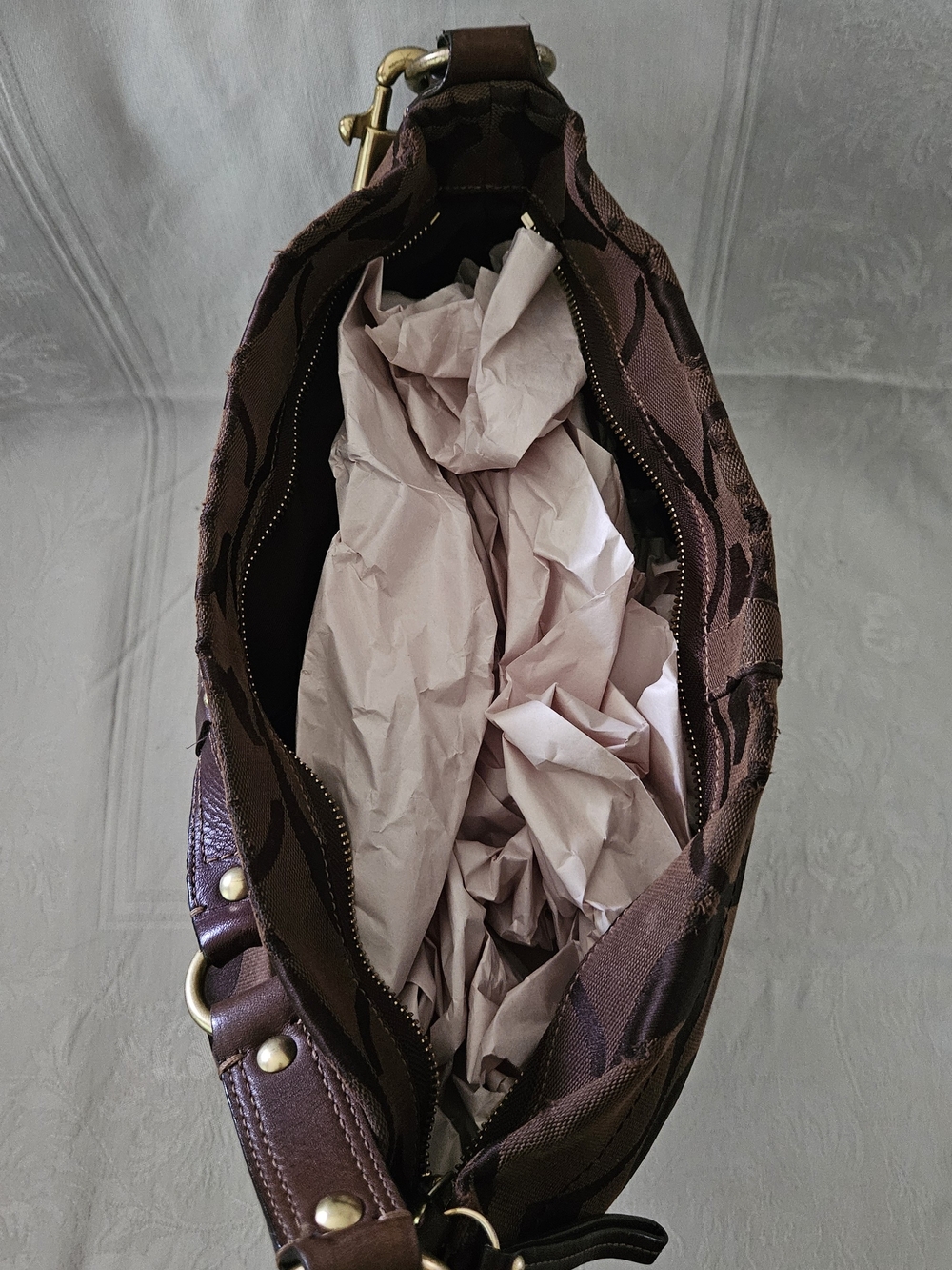 Coach Carly Signature Hobo Bag - Picture 14 of 16